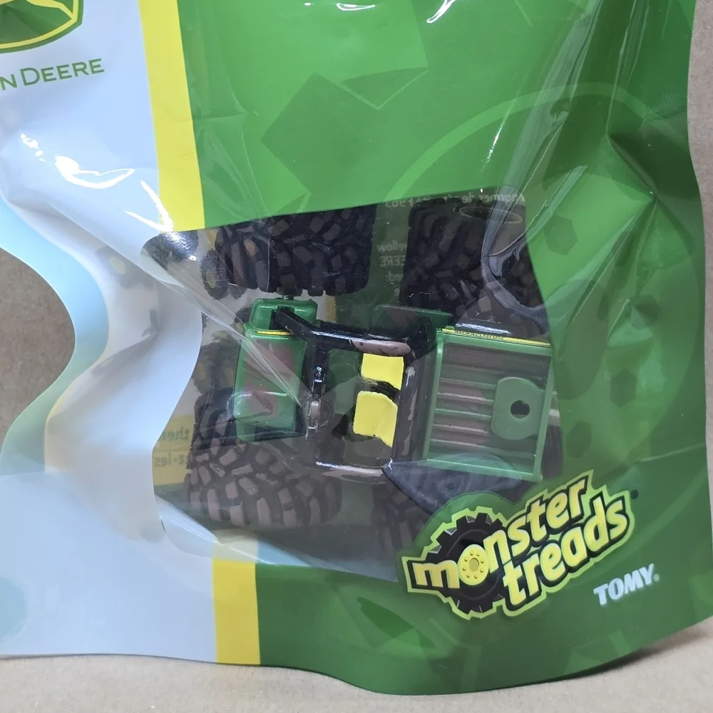 John Deere Mini Monster Treads Toy Car - Green - Picture 3 of 8
